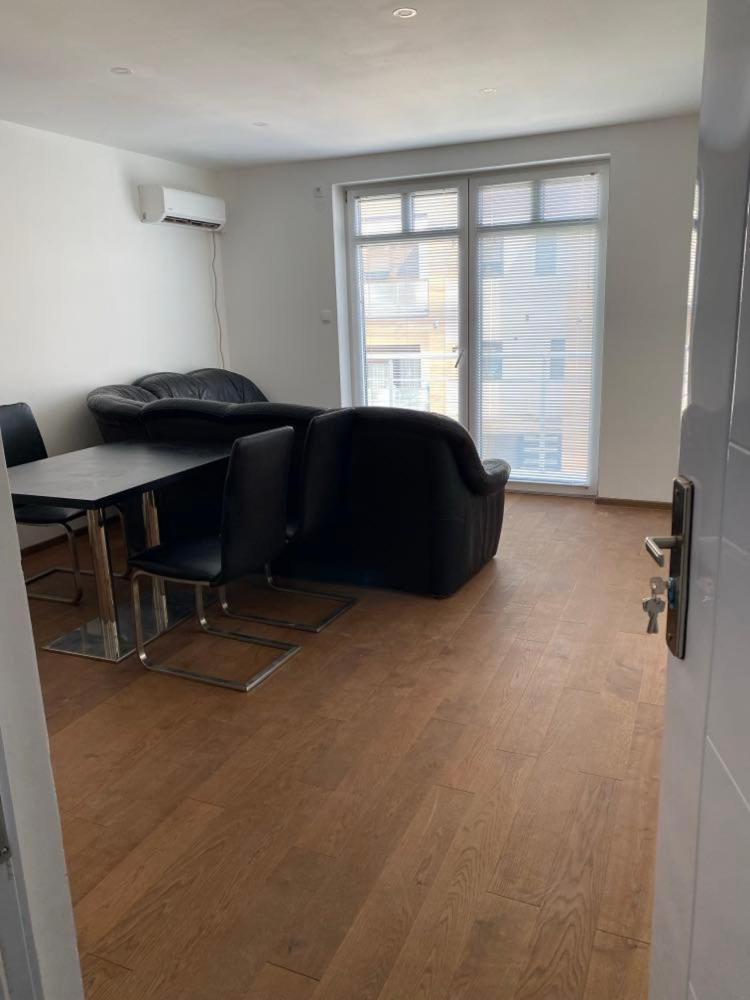 Sandra Apartmani Vârşeţ Exterior foto